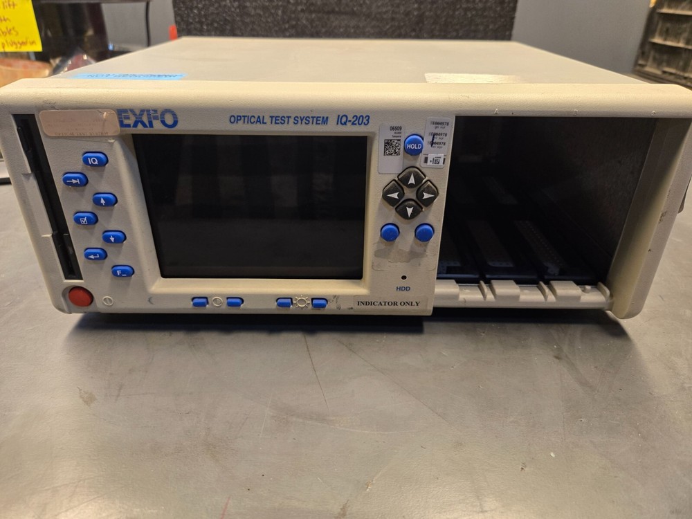 EXFO OPTICAL TEST IQ-203-A3N4 - Powers on