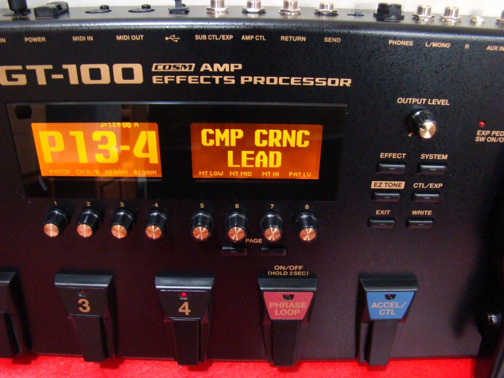 BOSS GT-100 Multi-Effects Guitar Effect Pedal COSM AMP EFFECTS PROCESSOR TESTED