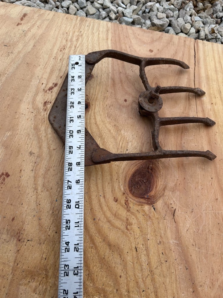 Cultivator Rake Head Rusty Rustic no handle Original Vintage Primitive Metal