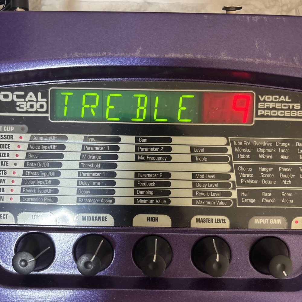 DigiTech Vocal 300 Vocal Multi-Effects Processor Voice Changer with Adapter