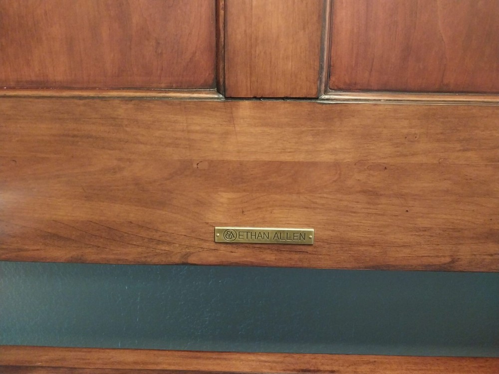 Ethan Allen Tuscany Sleigh Bed King Bed Frame
