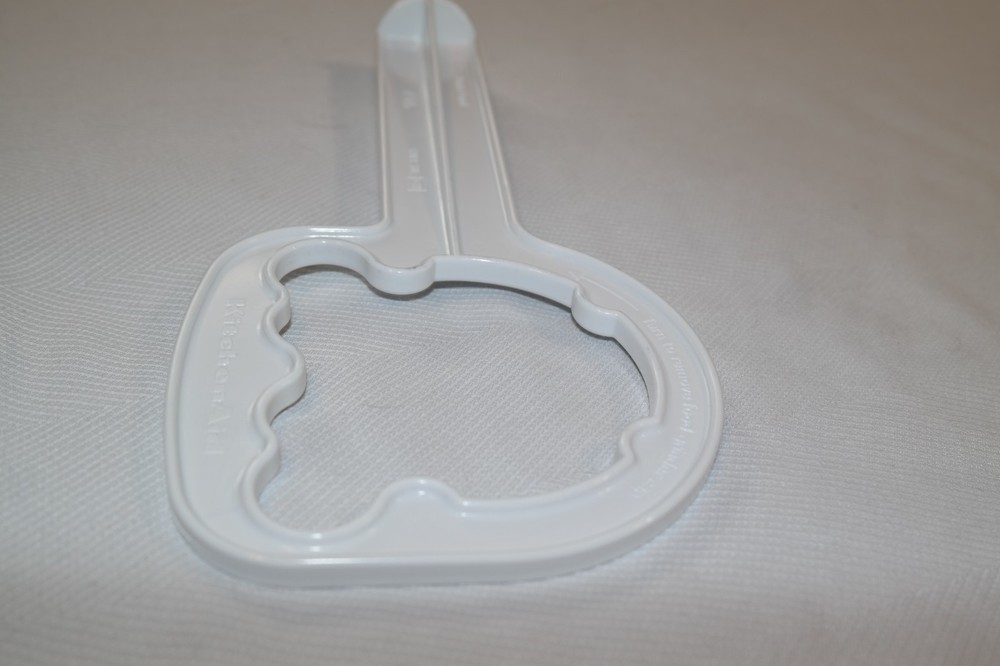 Chef's Kitchen Food Processer Chopper Mixer Juicer Replacement Piece Egg Beater
