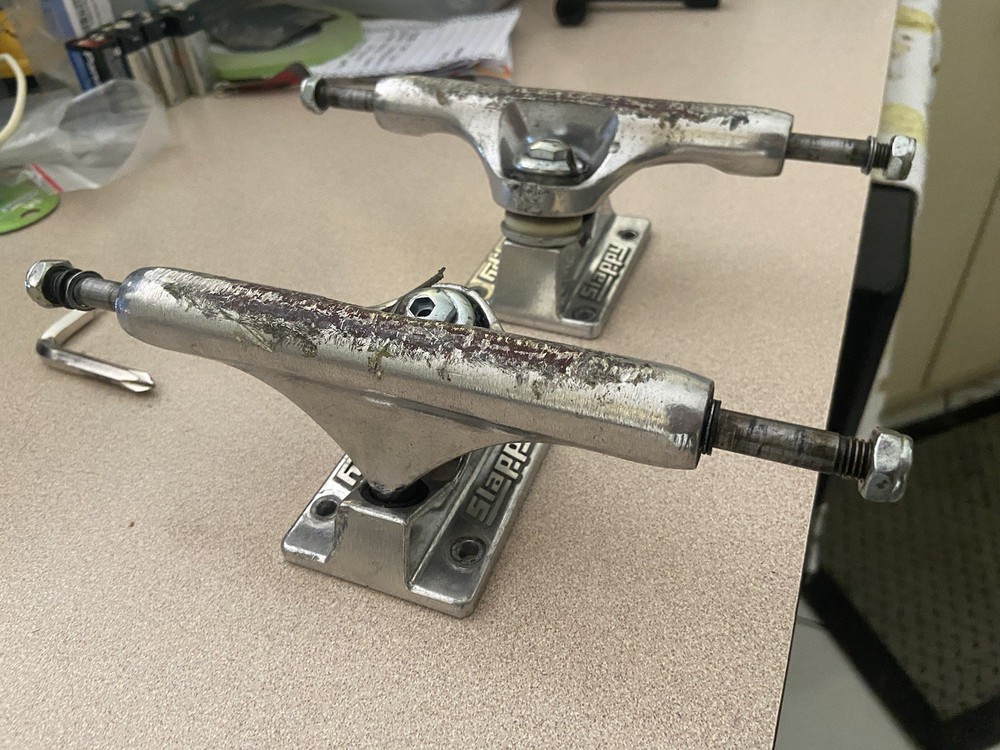 Slappy Trucks 8.25”