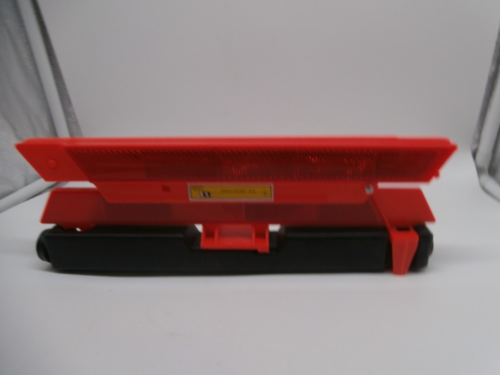 Signal Stat Warning ,Triangle Reflective Road Emergency