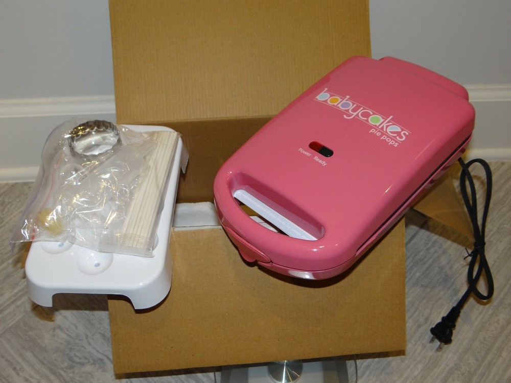 The Original babycakes nonstick cake pie pop maker PM-16