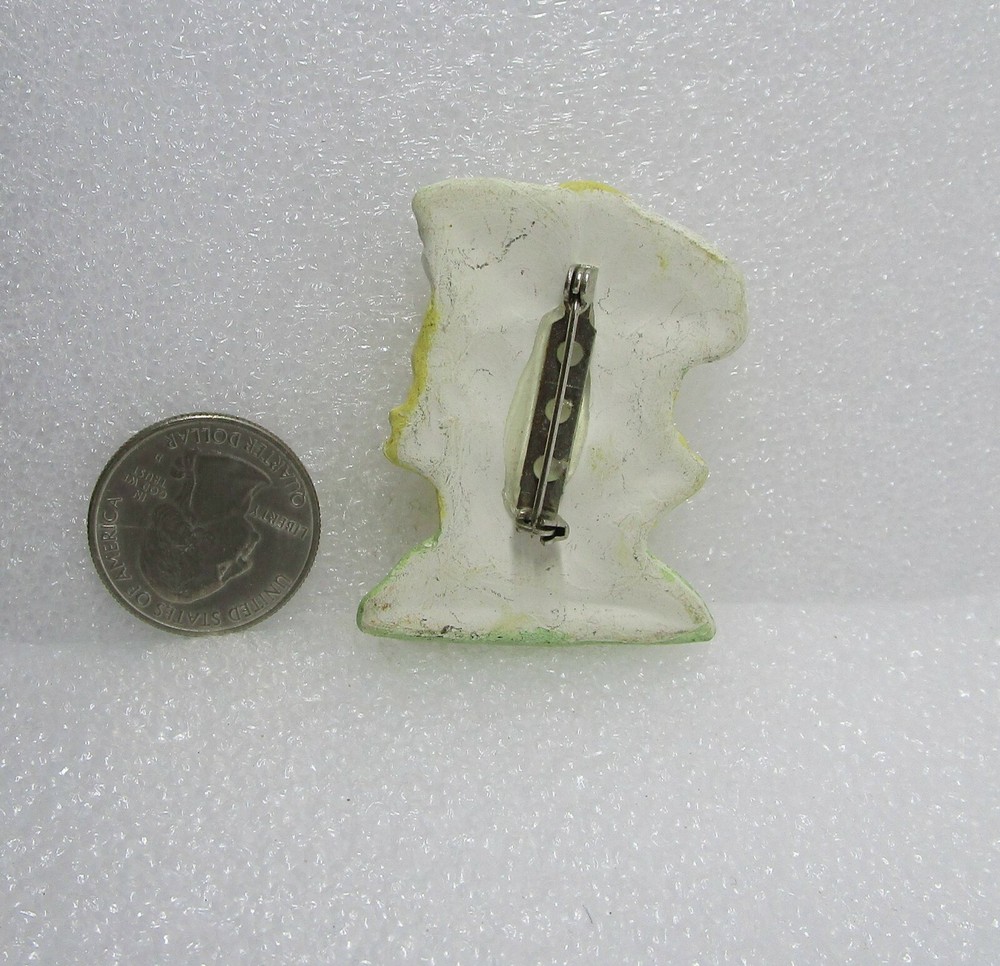 Chick Carrying Flower Umbrella Pin