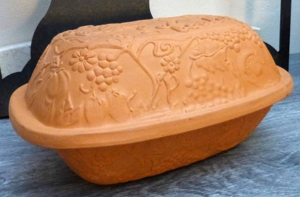 Classic Clay Cooker Rectangular Made in Portugal 12.75" x 7.75" Interior