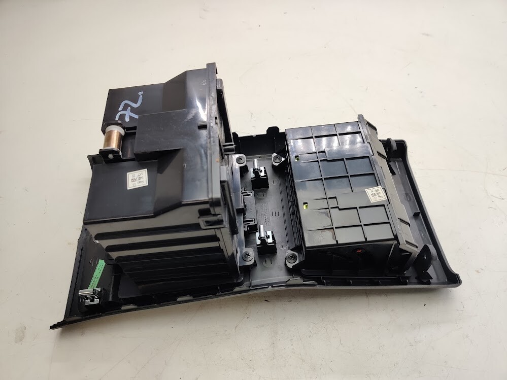 CHEVROLET CAPTIVA CUP HOLDER MIDDLE SECTION