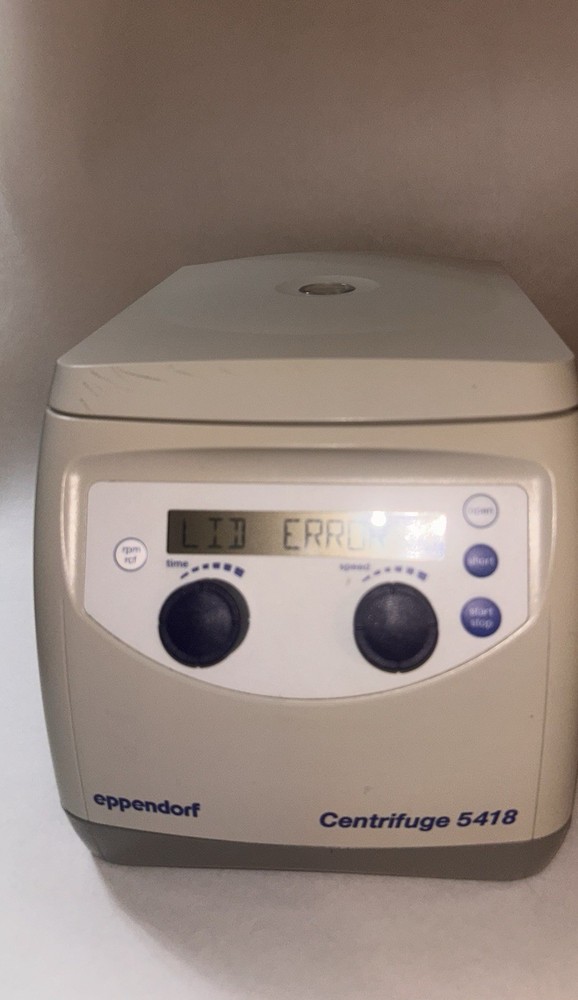 Eppendorf Centrifuge 5418 (LID ERROR)