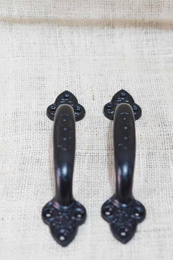 2 Large Cast Iron Antique Style Door Handles Gate Pull Shed Drawer Pulls Black