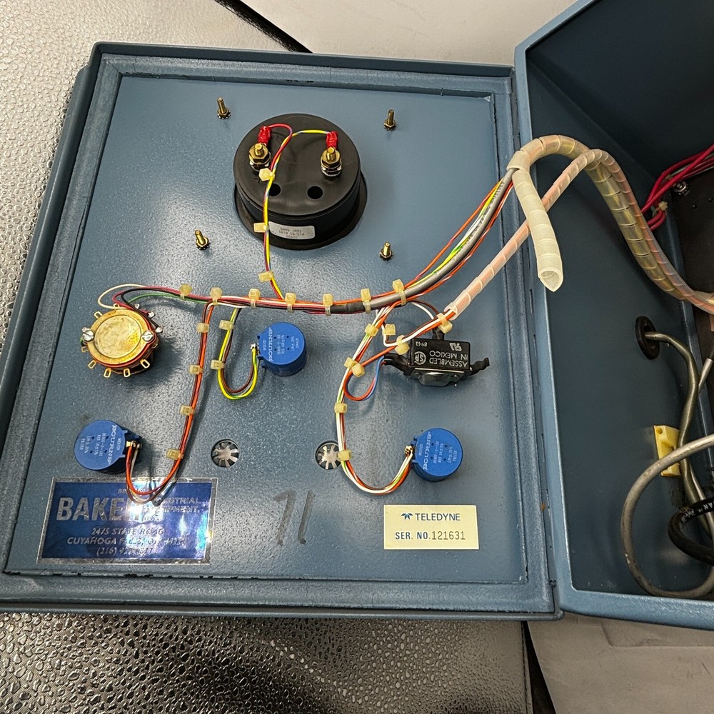 TELEDYNE ANALYTICAL INSTRUMENTS OXYGEN ANALYZER, PERCENT OXYGEN, BAKER 121631🎯