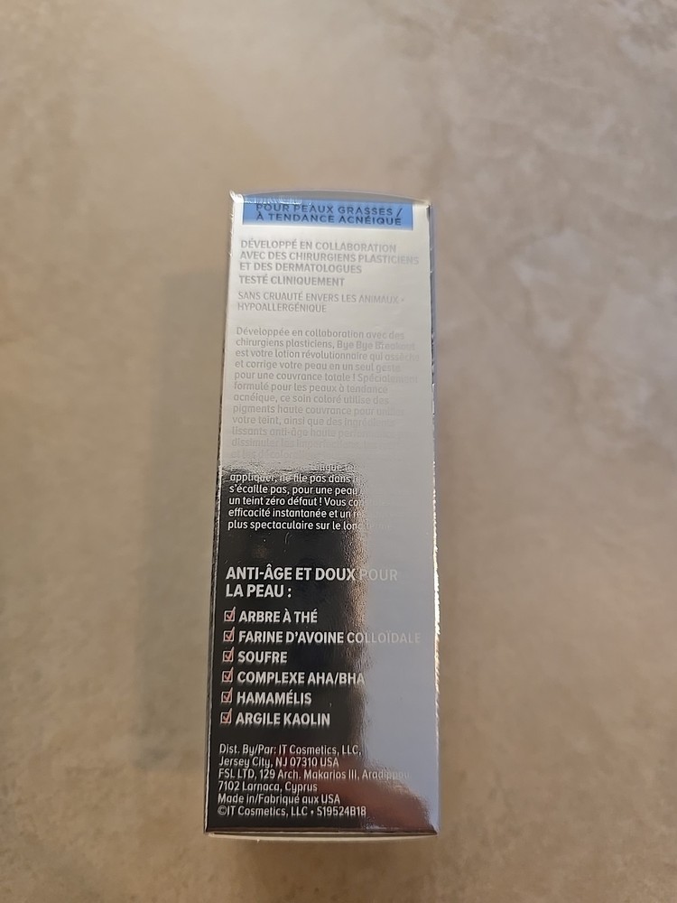 IT COSMETICS ~ BYE BYE BREAKOUT FULL COVERAGE TREATMENT CONCEALER ~ TAN ~0.35 OZ