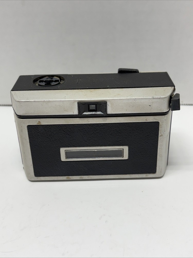 Kodak Instamatic 124 Film Camera-Untested