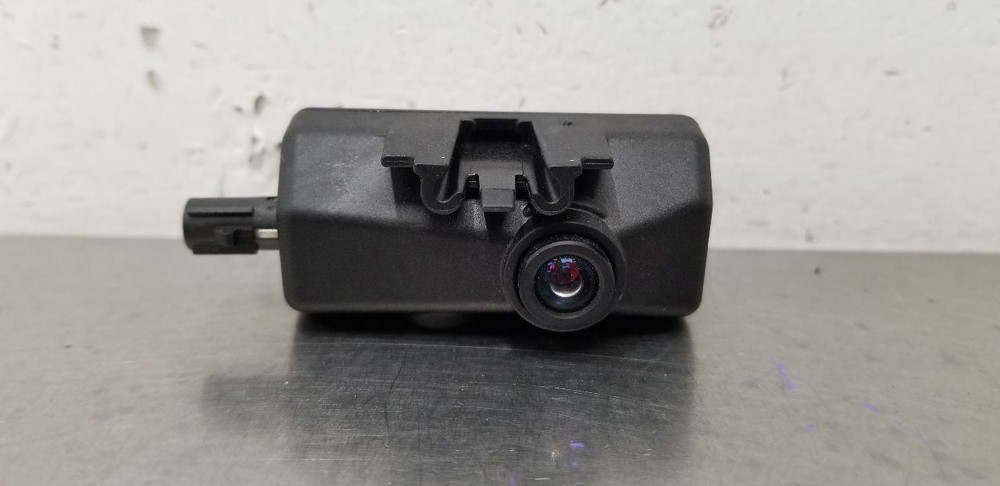 21 CHEVY CORVETTE C8 Z51 FRONT VIEW PERFORMANCE DATA RECORDER CAMERA 84870080