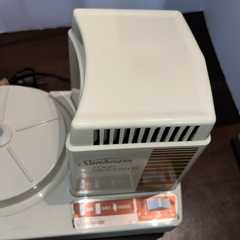 Sunbeam Mixmaster Food Processor Model 14056 Replacement Power Base Only