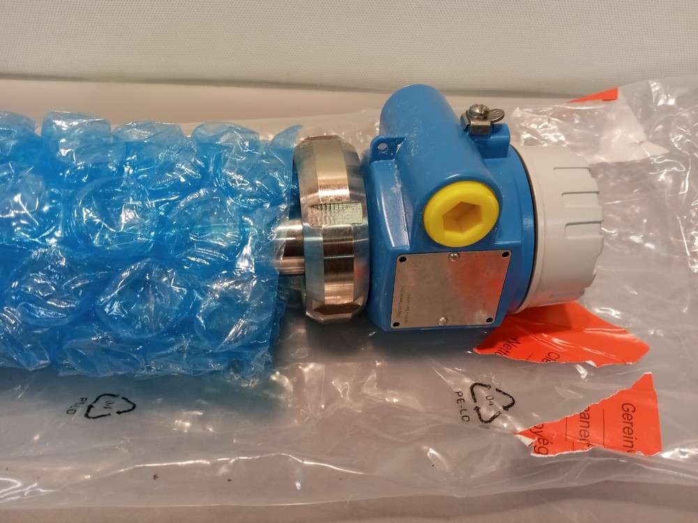 Endress Hauser FTL51H-AUE2RD7E5B Liquiphant M Point Level Switch Sensor NOB NEW