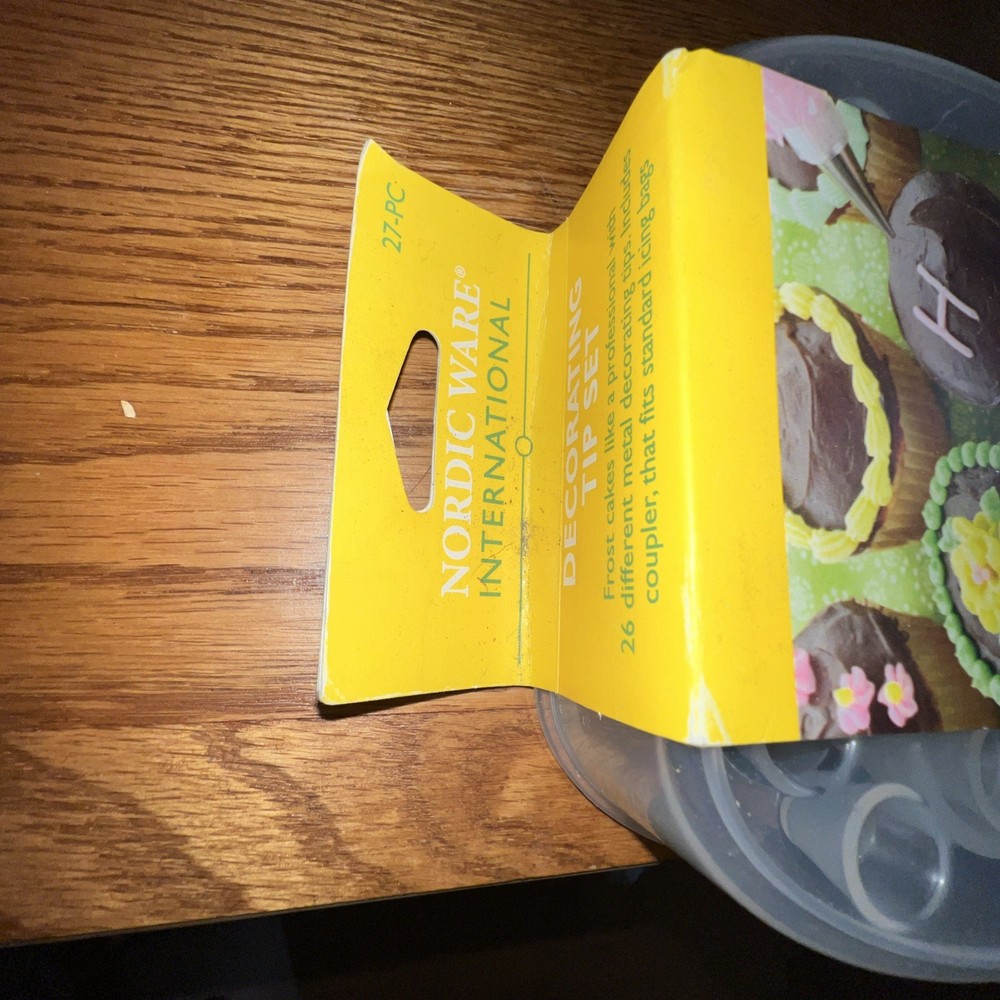 Nordic Ware International Decorating Tip Set