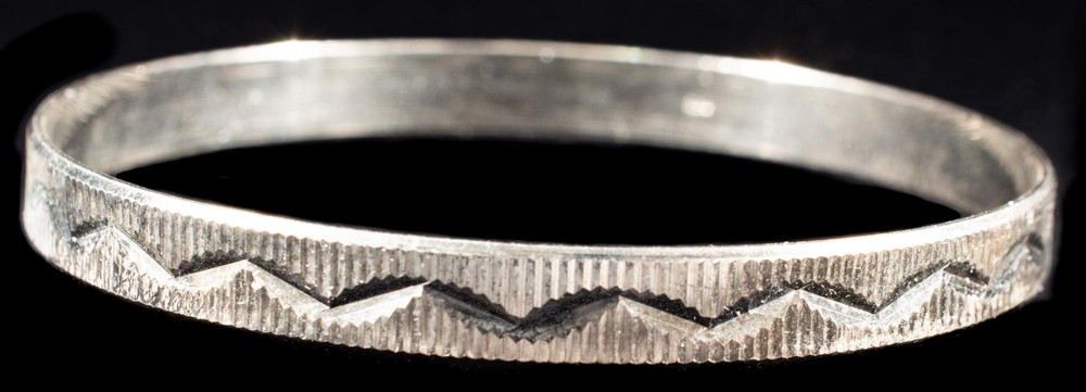 Sterling Silver Bangle Cut Stamped Wave Design Edge NEW