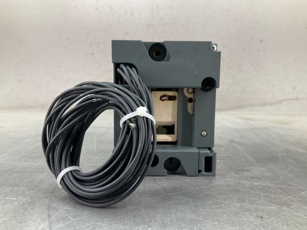 NEW ABB TMAX KXTBMOD24 MOTOR OPERATOR 24VDC BY DIRECT ACTION XT1-XT3