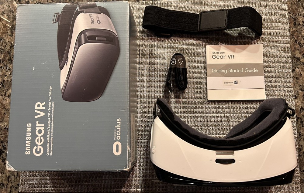 Samsung Gear VR Powered by Oculus - New, Open Box