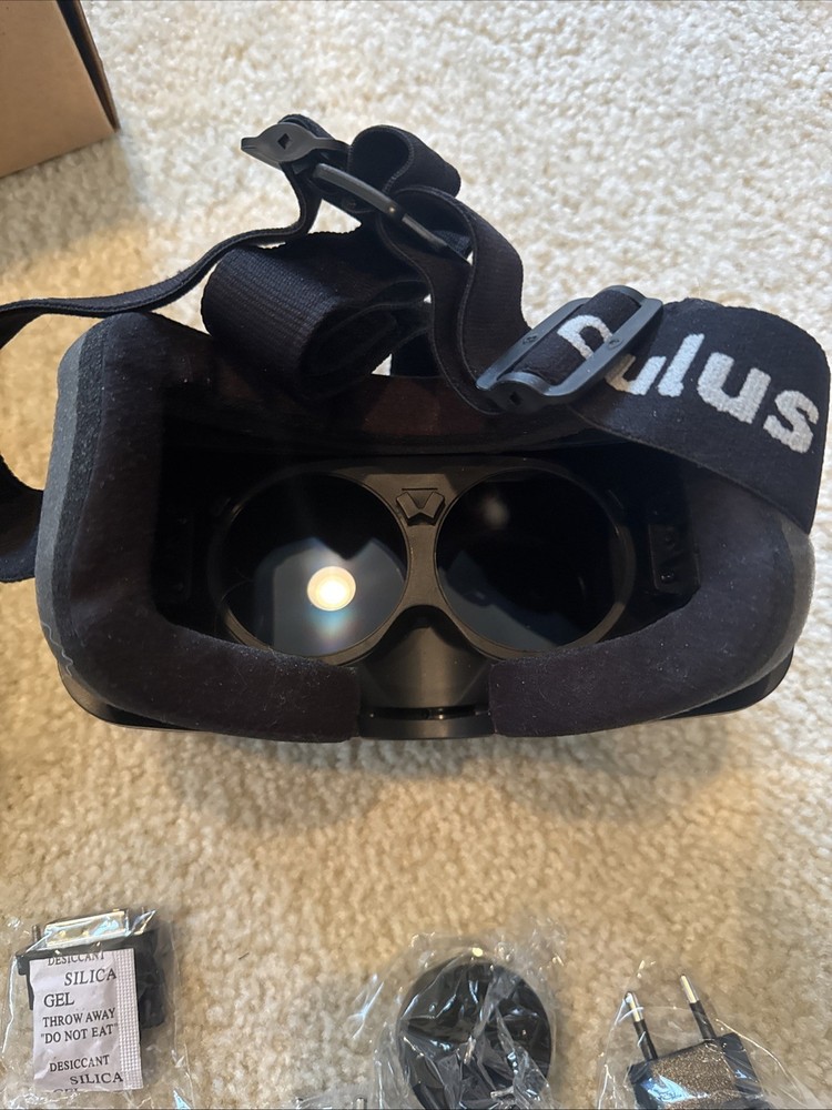 Oculus DK2 Development Kit 2 Virtual Reality Headset In Original Box COMPLETE