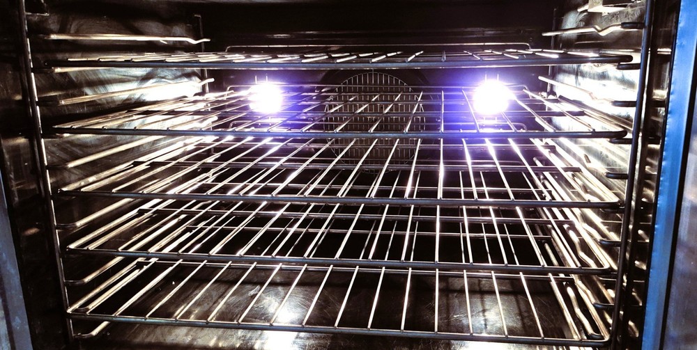 BLODGETT DFG-100 DOUBLE CONVECTION OVEN NATURAL GAS SOLID STATE - NICE!!!