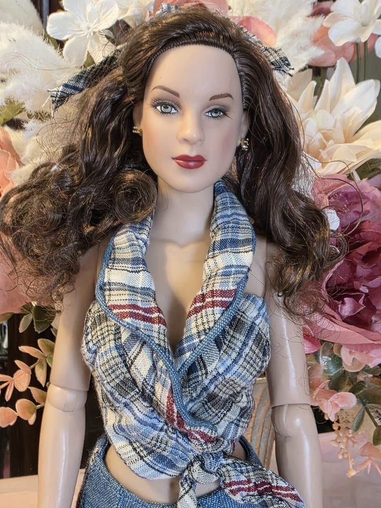 Tonner Deanna Denton Doll