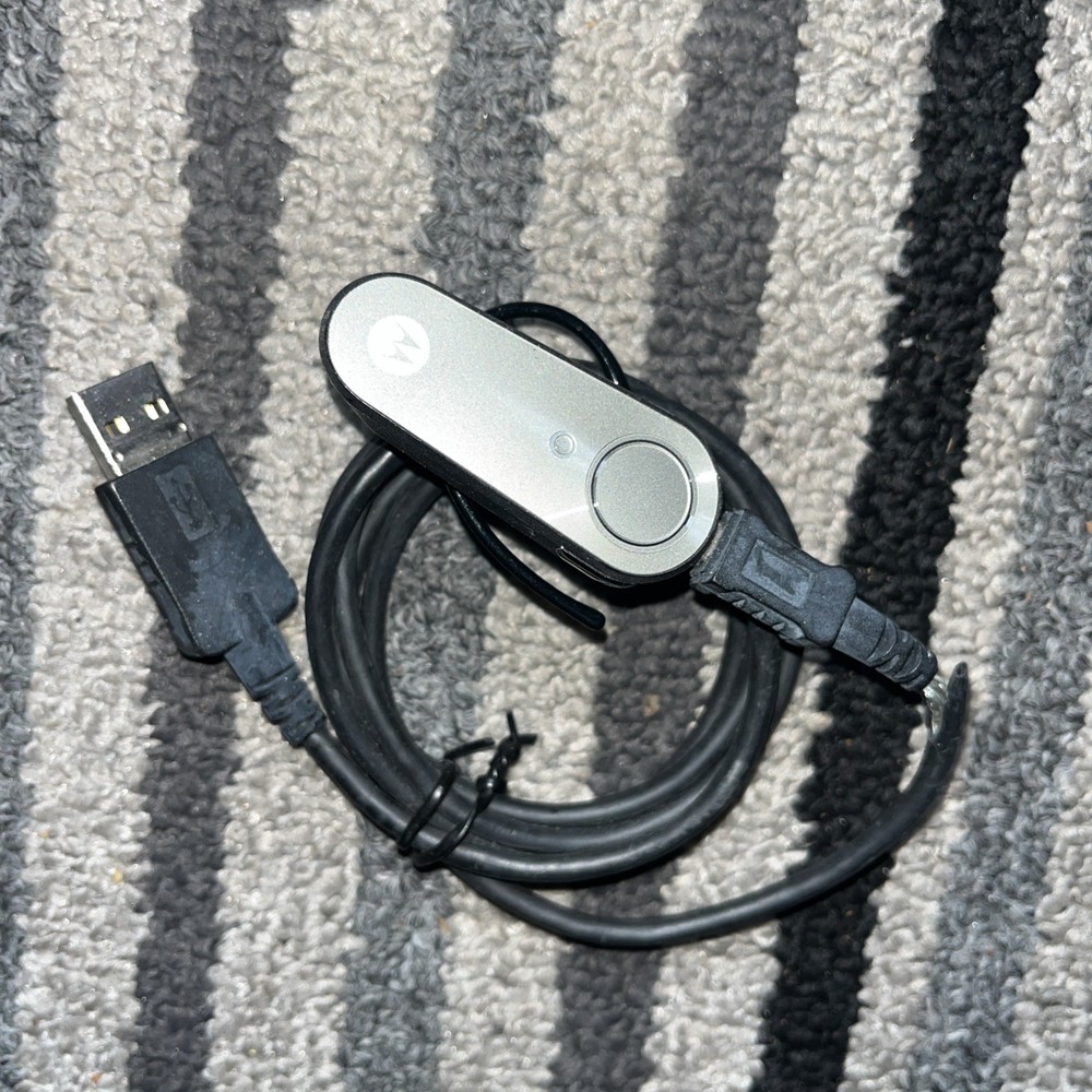 Motorola Bluetooth earphone
