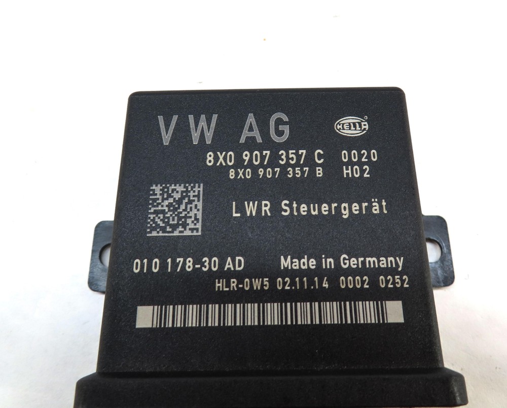 2015 AUDI Q3 (8U) HEADLIGHT RANGE CONTROL MODULE