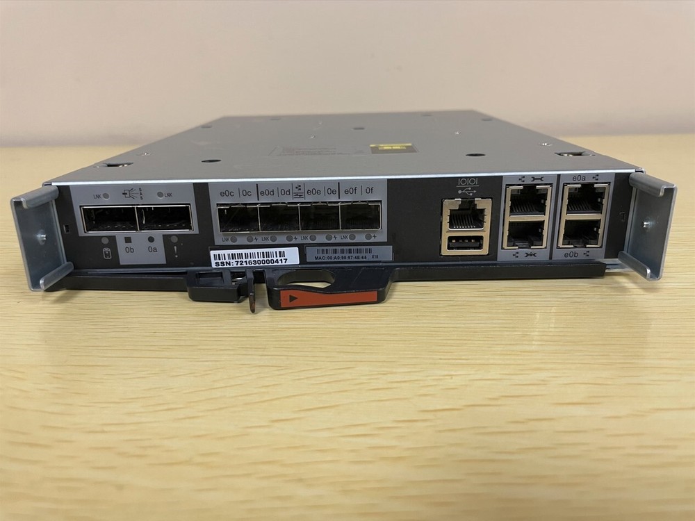 NetApp SAS Disk Array Controller Module 111-01324+E3 SASWWN 1D13C0 FCWWN 1D1380