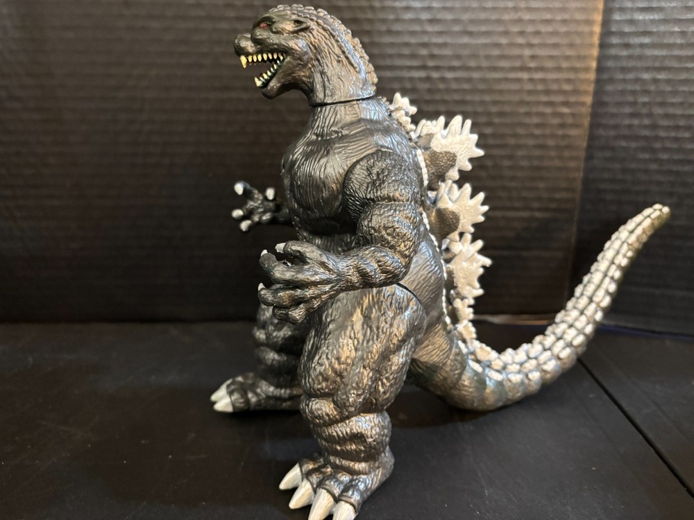 Trendmasters Godzilla 9"-10" 1994 Custom GODZILLA Figure (Restored).
