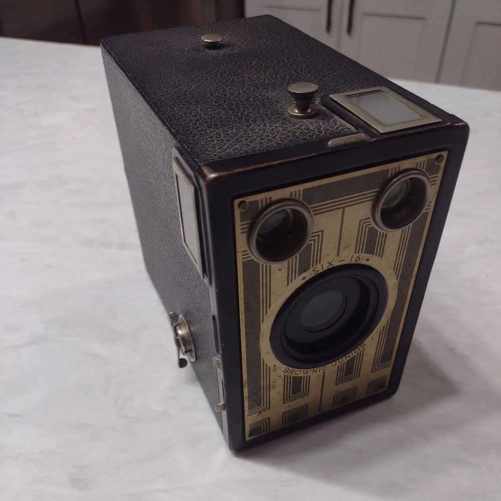 Browning Junior Six 16 Box camera