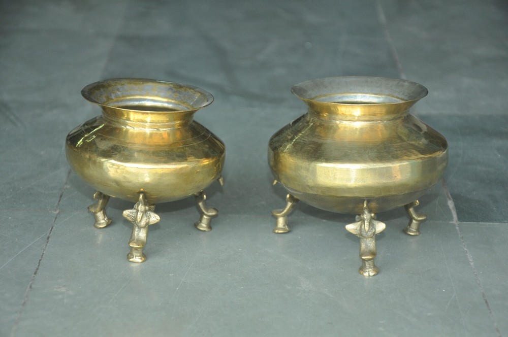 2 Pc Vintage Unique Shape Brass Handcrafted Solid Water Pot With Legs