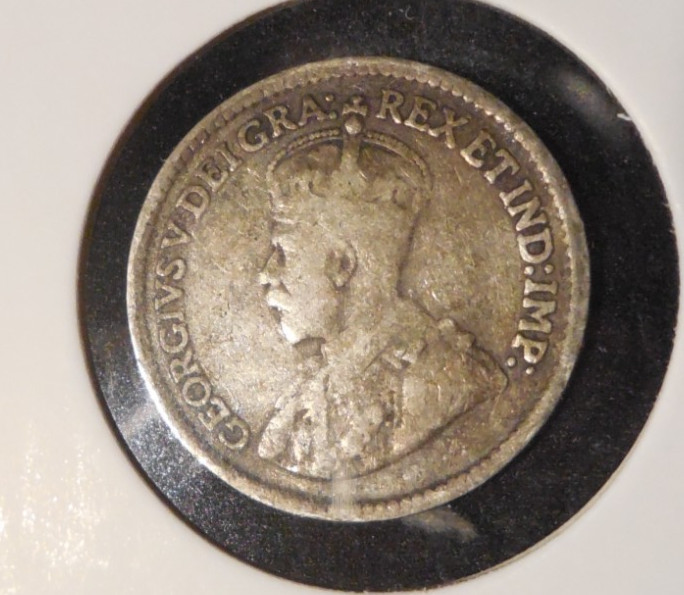 1919 Canada  silver 5 Cents