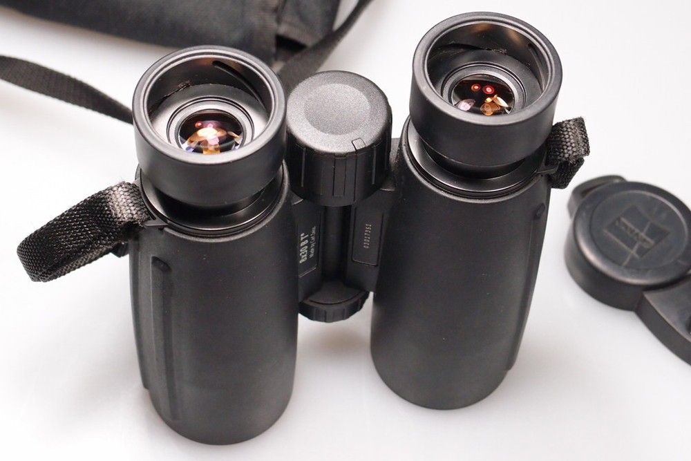 ZEISS 8X30 BT* BINOCULAR W/CASE/STRAP/CAP EXCELLENT