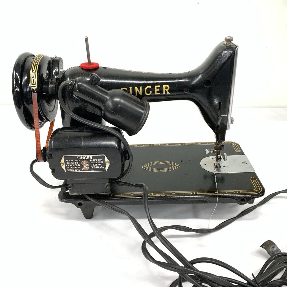Singer Sewing Machine Model 99K with Foot Pedal - WORKING