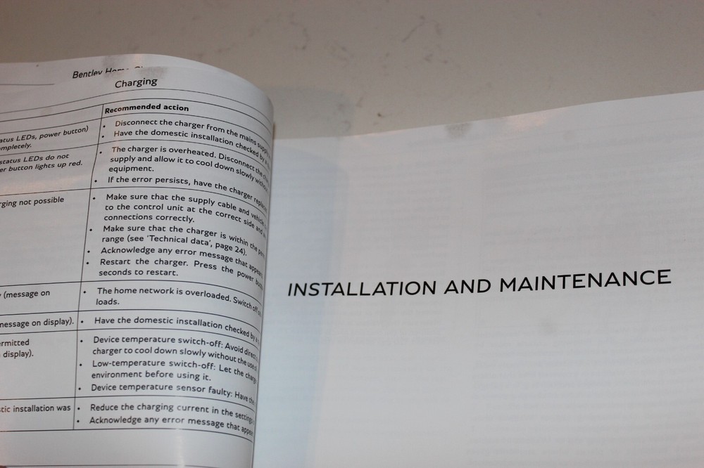 Bentley Home Charging Unit Users Manual OEM #3SE012723SA