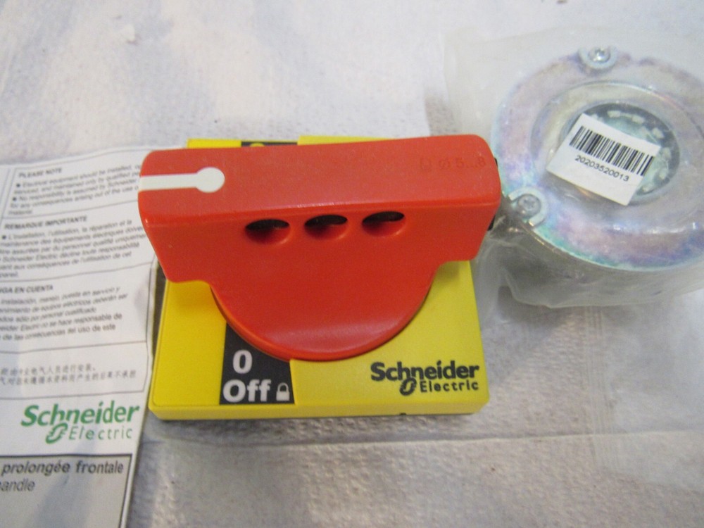 Schneider LV43051 Front Switch INS250 Extended Rotary Handle Missing Parts