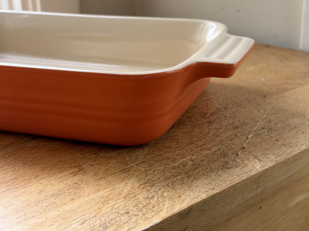 New - Le Creuset Flame Orange Rectangular Baking Dish 10x7 Stoneware