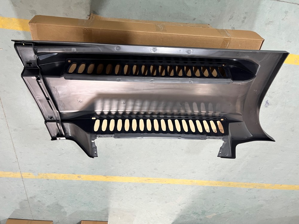 Front Side Fairing Step Panel Passenger Side For Freightliner Cascadia 2018-2024