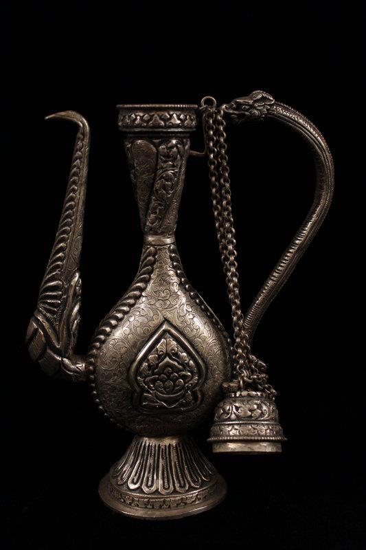 Indian Hand Crafted Repousse Silver Tea Pot/Vessel.