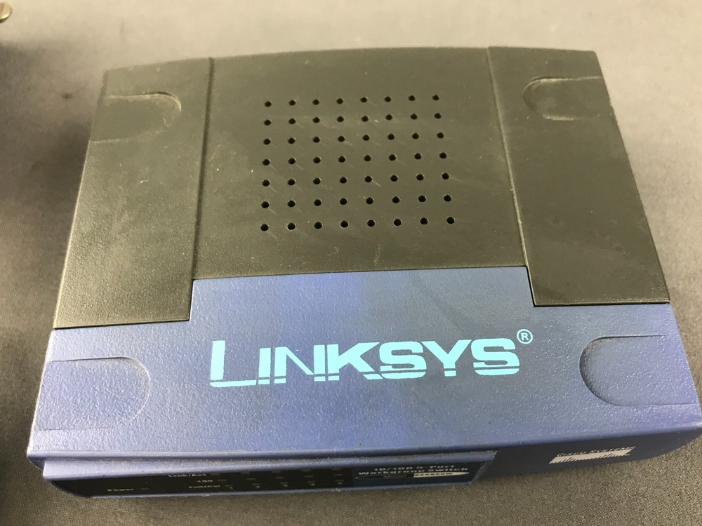 Linksys EtherFast EZXS55W 5-Port Workgroup Switch Hub Cisco Systems