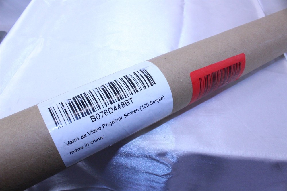 Video Projector Screen 16:9 Screen Format & diagonal 100"