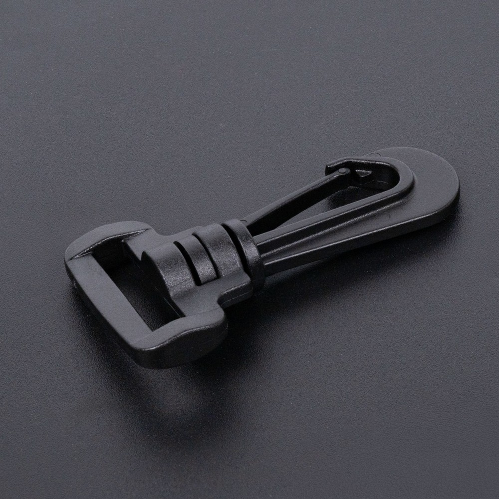 50 - 1 Inch Plastic Swivel Hook Snap