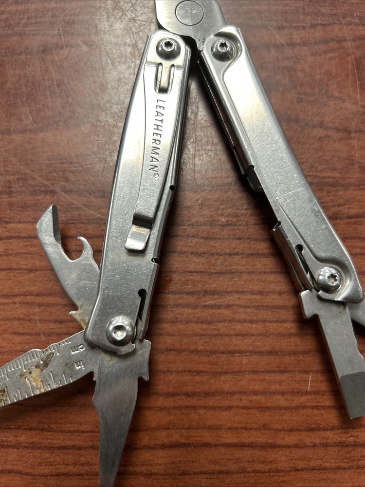 Leatherman Rev 3.8" Multi-Tool, Stainless