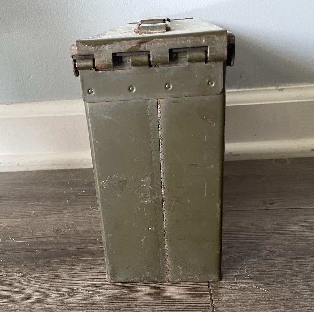 Military 250 Caliber .30 Cartridge Box
