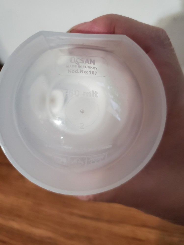 Measurement Mixing Drink Bottle Plastic 750 ML