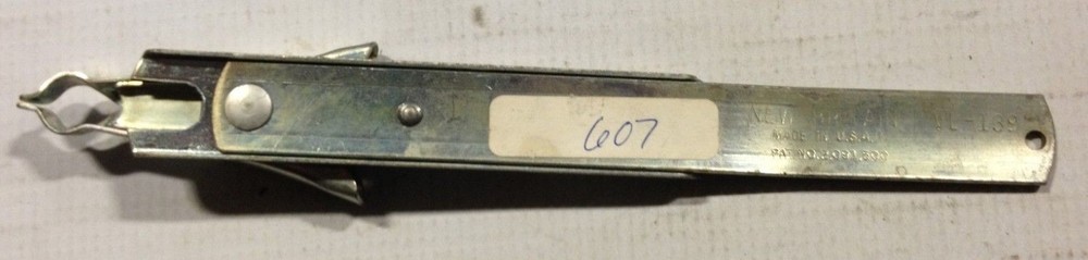 New Britain VL-139 Valve Keeper Tool