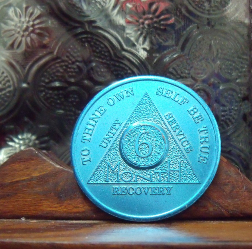 SIX MONTHS RECOVERY SERINITY PRAYER  TOKEN  BLUE