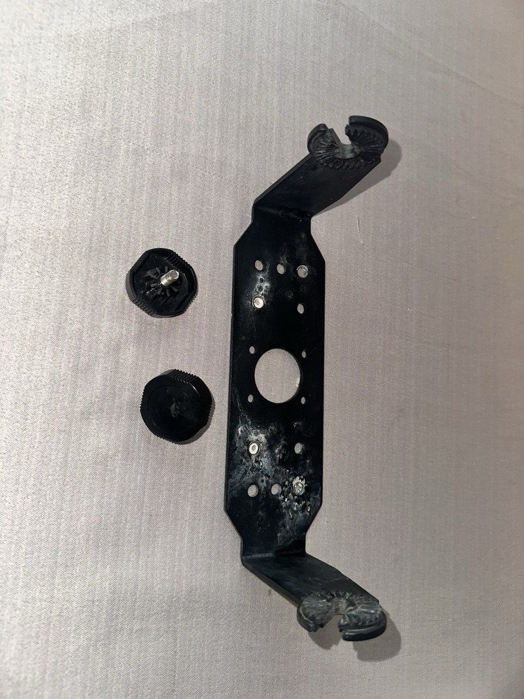 Simrad NSS7 Mount Mounting Bracket w/ Knobs